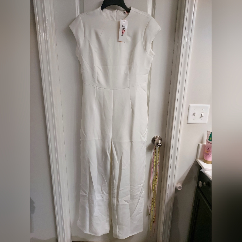 NWT Sthcute White Jumpsuit
